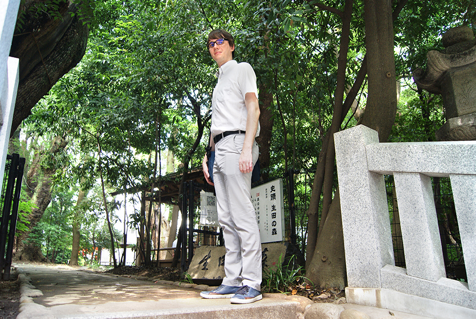 The forest area behind the shrine is great place to take a rest during a hot day.